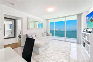 800 Claughton Island Dr, Miami, FL 33131, Sold 05/21/21