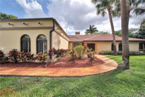 14420 SW 23rd St, Davie, FL 33325, Sold 04/15/21