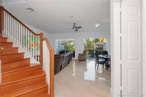 887 Spinnaker Dr, Hollywood, FL 33019, Sold 04/27/21
