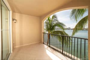 17150 N Bay Rd, Sunny Isles Beach, FL 33160, Sold 08/11/21
