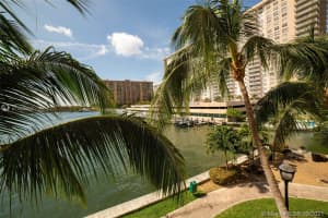 17150 N Bay Rd, Sunny Isles Beach, FL 33160, Sold 08/11/21