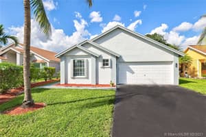 9981 NW 45th St, Sunrise, FL 33351, Sold 04/09/21