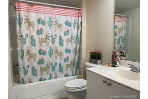 15400 SW 284th St, Homestead, FL 33033, Sold 04/16/21