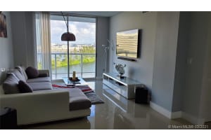 5091 NW 7th St, Miami, FL 33126, Sold 04/23/21