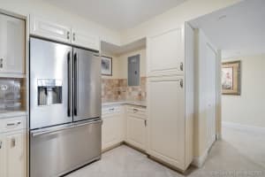 3200 Port Royale Dr N, Fort Lauderdale, FL 33308, Sold 06/01/21
