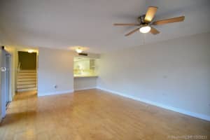 531 NW 98th Ave, Plantation, FL 33324, Sold 04/09/21