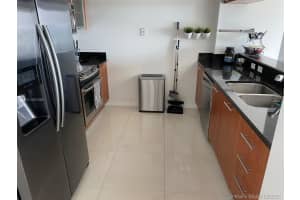 1800 N Bayshore Dr, Miami, FL 33132, Sold 03/31/21