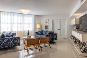 825 Brickell Bay Dr, Miami, FL 33131, Sold 05/27/21