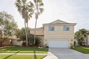 359 SW 192nd Ave, Pembroke Pines, FL 33029, Sold 04/15/21