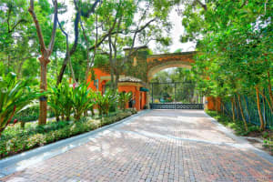 3471 Main Hwy, Miami, FL 33133, Sold 05/17/21