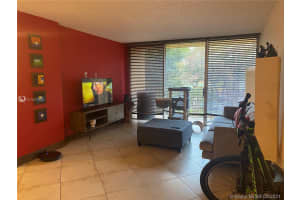 8821 W Flagler St, Miami, FL 33174, Sold 06/28/21