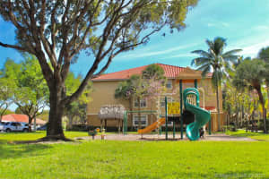 101 SW 117th Ave, Pembroke Pines, FL 33025, Sold 04/30/21