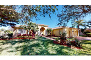 13871 SW 42nd St, Davie, FL 33330, Sold 04/26/21