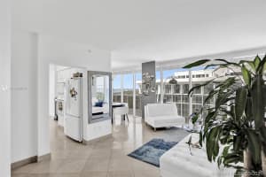 4779 Collins Ave, Miami Beach, FL 33140, Sold 04/30/21