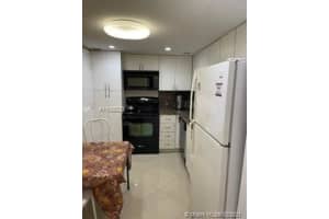 5005 Collins Ave # C5, Miami, FL 33140, Sold 05/21/21