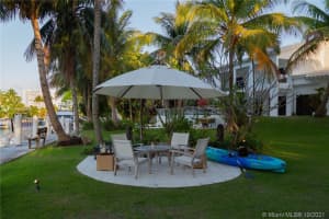 211 Cape Florida Dr, Key Biscayne, FL 33149, Sold 10/15/21