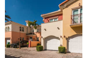 18440 NE 30th Pl, Aventura, FL 33160, Sold 08/13/21