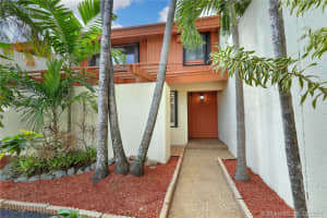 10658 SW 76th Terrace, Miami, FL 33173, Sold 04/23/21