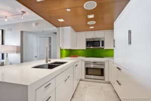1621 Bay Rd, Miami Beach, FL 33139, Sold 04/28/21