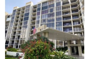 600 Parkview Dr # 1132, Hallandale Beach, FL 33009, Sold 05/10/21