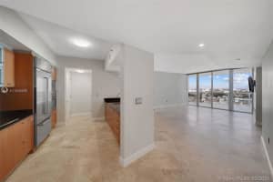 400 Alton Rd, Miami Beach, FL 33139, Sold 05/24/21