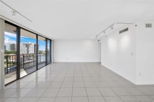 899 Jeffery St, Boca Raton, FL 33487, Sold 04/13/21