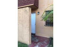 319 NW 109th Ave #5a, Miami, FL 33172, Sold 05/20/21