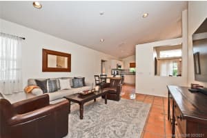 1076 Sequoia Ln, Weston, FL 33327, Sold 04/27/21