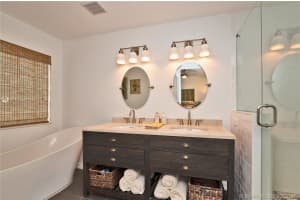 1076 Sequoia Ln, Weston, FL 33327, Sold 04/27/21