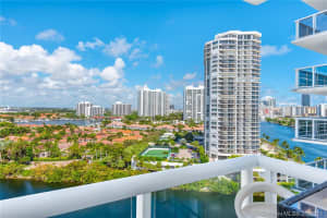 20515 E Country Club Dr, Aventura, FL 33180, Sold 04/30/21