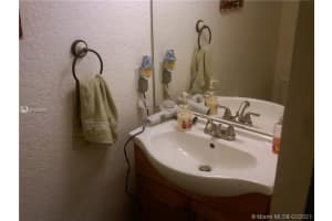 9840 Hammocks Blvd, Miami, FL 33196, Sold 04/16/21