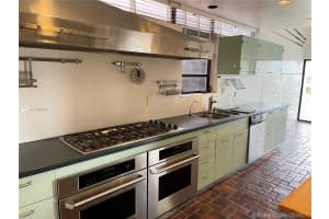 1965 NE 118th Rd, North Miami, FL 33181, Sold 04/26/21