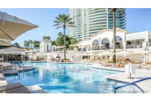 19955 NE 38th Ct, Aventura, FL 33180, Sold 06/25/21