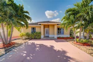 5216 NW 187th Ln, Miami Gardens, FL 33055, Sold 05/18/21