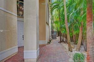 19413 38th Ct, Golden Beach, FL 33160, Sold 12/10/21
