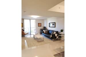 520 SE 5th Ave, Fort Lauderdale, FL 33301, Sold 04/27/21