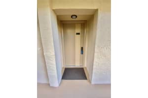 8075 SW 107th Ave, Miami, FL 33173, Sold 05/20/21