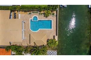 1700 Cleveland Rd, Miami Beach, FL 33141, Sold 06/24/22