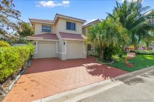 11600 SW 10th Ct, Pembroke Pines, FL 33025, Sold 04/14/21