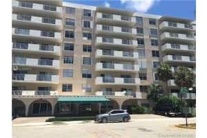 1455 N Treasure Dr #5r, North Bay Village, FL 33141, Sold 05/06/21