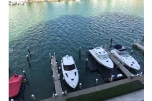 7928 East Dr, North Bay Village, FL 33141, Sold 06/22/21