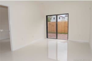 10228 NW 88th Terrace, Doral, FL 33178, Sold 05/10/21