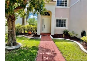 9962 NW 18th St, Pembroke Pines, FL 33024, Sold 11/23/21