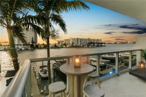 7928 East Dr, North Bay Village, FL 33141, Sold 10/06/21