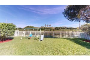 341 Bermuda Springs Dr, Weston, FL 33326, Sold 04/12/21