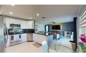 341 Bermuda Springs Dr, Weston, FL 33326, Sold 04/12/21