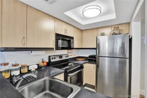 2951 S Bayshore Dr, Miami, FL 33133, Sold 05/03/21