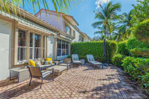 1392 Harbor View W, Hollywood, FL 33019, Sold 06/03/21