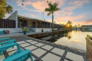 16430 Briar Patch Pl, Miami Lakes, FL 33014, Sold 04/19/21