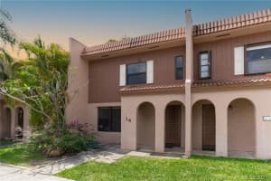 3 S Valencia Dr #4, Davie, FL 33324, Sold 04/22/21